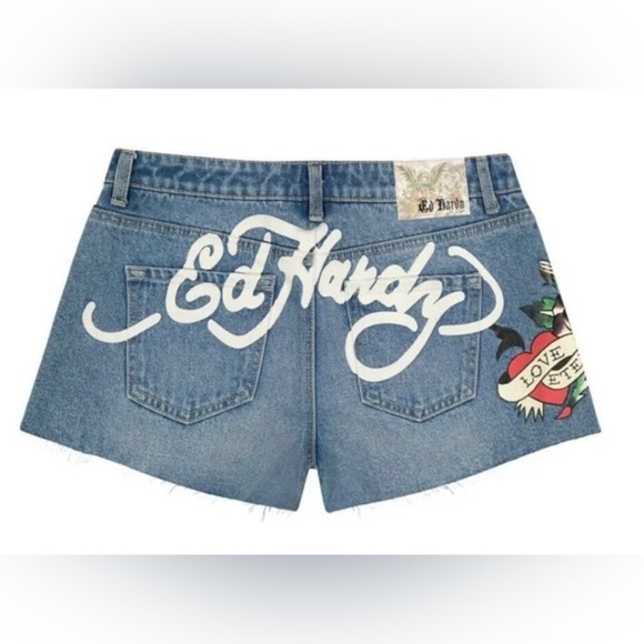 Ed Hardy Love Eternal Light Vintage wash raw hem jeans Shorts WEHD8000-4 size XL - Picture 2 of 6